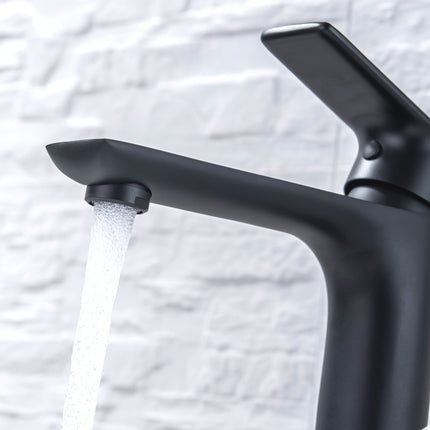 Mitigeur lavabo avec finition CleanPlus anti-rayures - TAUREAU