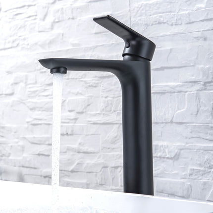 Mitigeur lavabo avec finition CleanPlus anti-rayures - TAUREAU