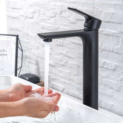 Mitigeur lavabo avec finition CleanPlus anti-rayures - TAUREAU